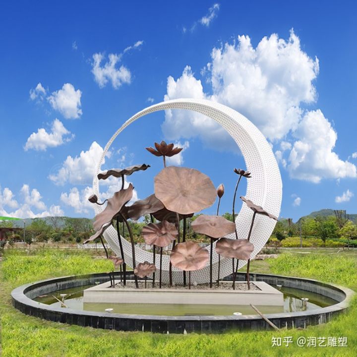 玻璃鋼雕塑設(shè)計(jì)需聚焦?成本控制、耐候性提升、公共安全適配